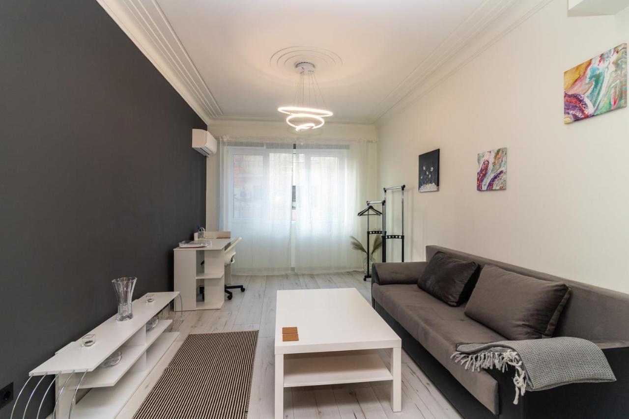 Apartemen Degraf Stylish Downtown Gallery *