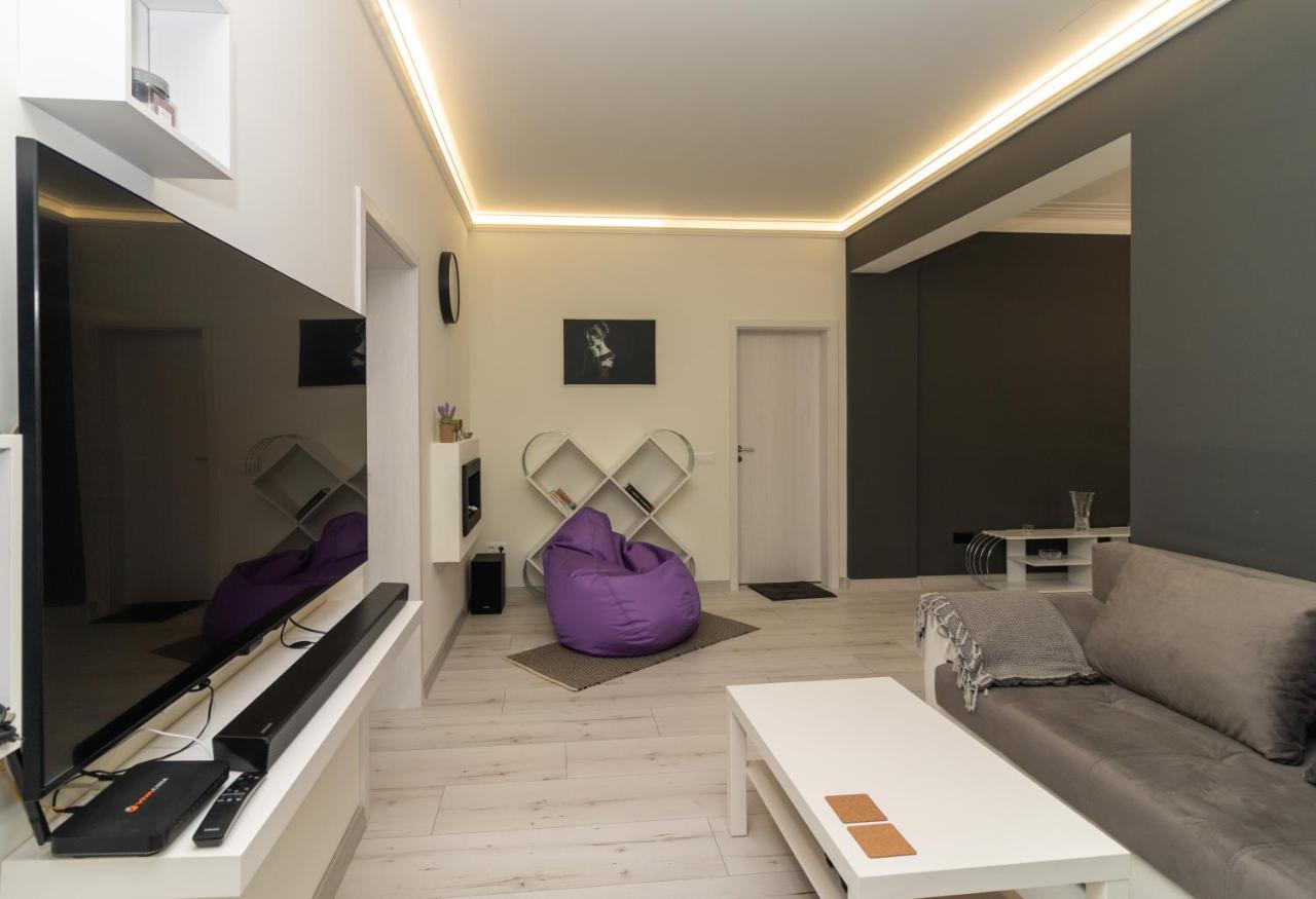 Degraf Stylish Downtown Gallery Apartemen *